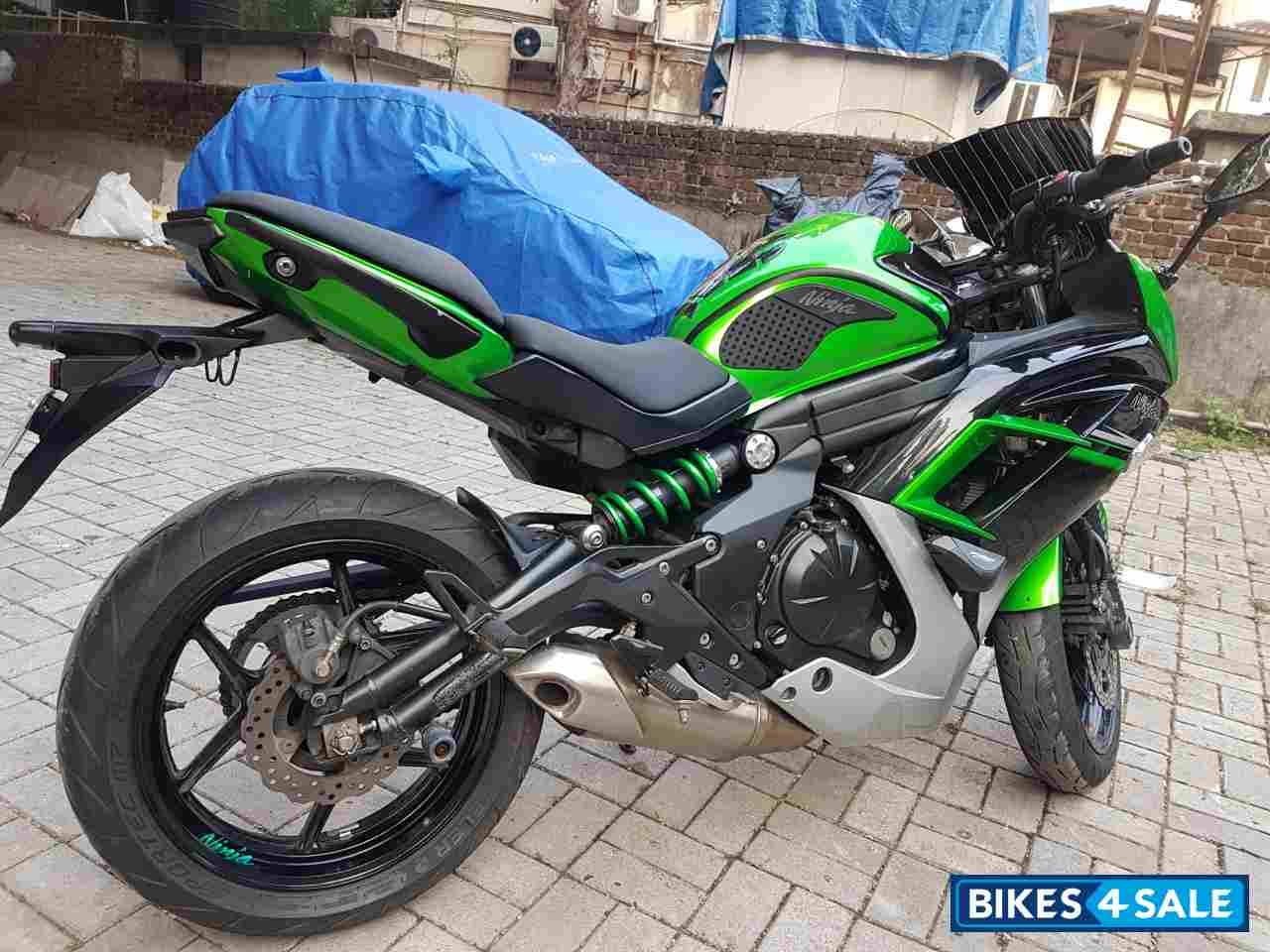 Green Kawasaki Ninja 650R