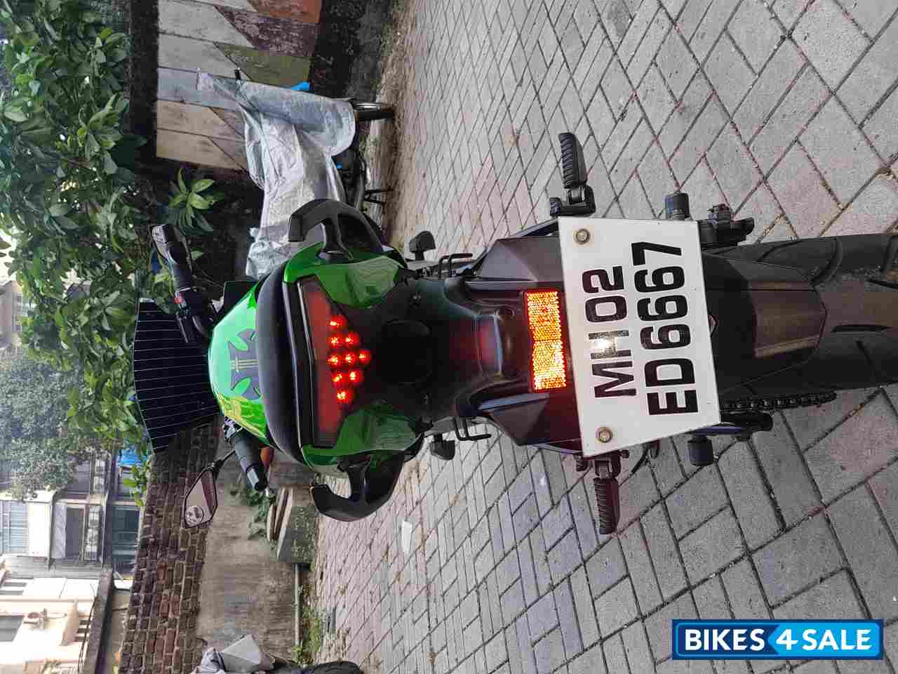 Green Kawasaki Ninja 650R