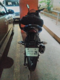 Blue Suzuki Gixxer SF