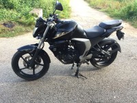 Black Yamaha FZ FI V2