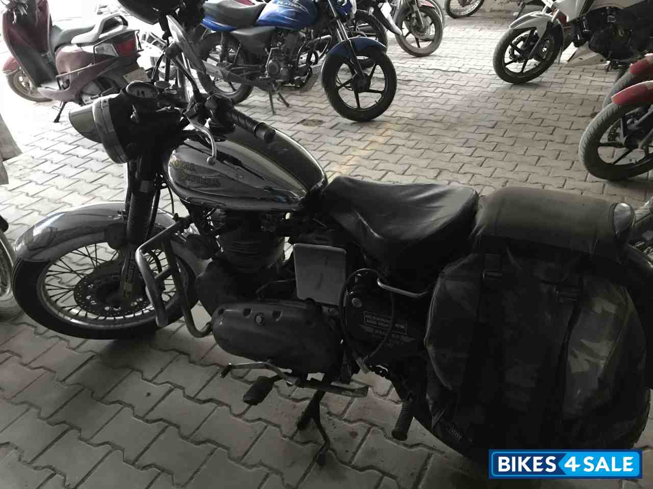 Black Royal Enfield Bullet Machismo A350