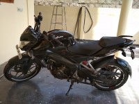 Black Bajaj Pulsar 200 NS