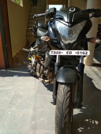 Black Bajaj Pulsar 200 NS