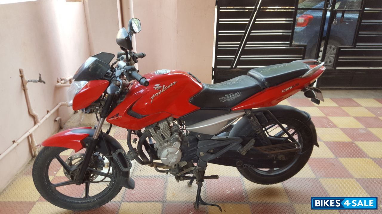 Red Bajaj Pulsar 135LS
