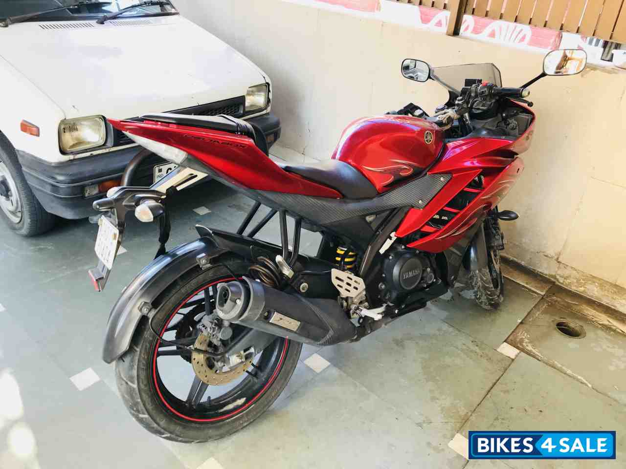 Adrenalin Red Yamaha YZF R15
