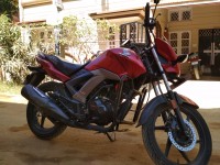 Red Honda CB Unicorn 160