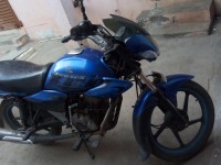 Blue Bajaj XCD 125 DTS-Si