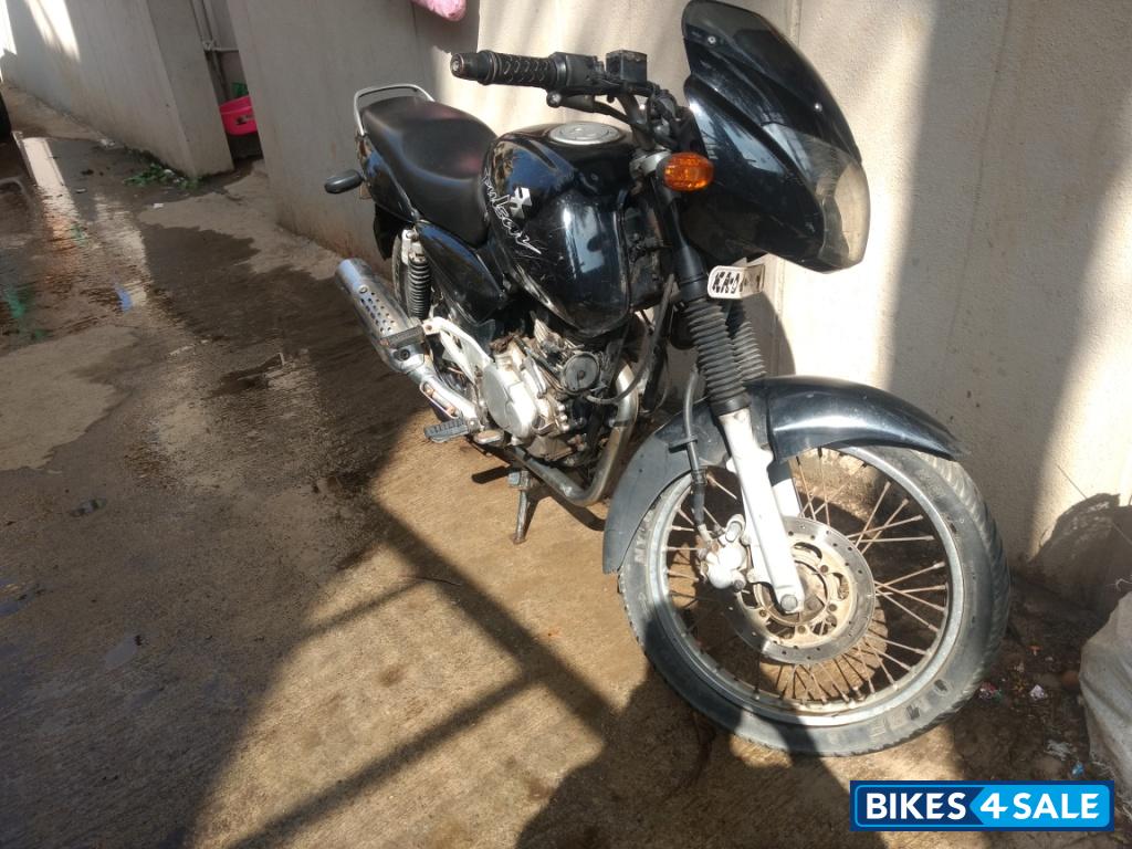 Black Bajaj Pulsar 150 DTSi Black Bajaj Pulsar 150 DTSi