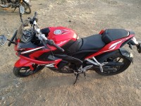 Red Bajaj Pulsar RS 200