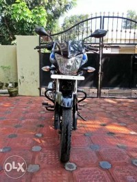 Blue-black Bajaj Discover 125T