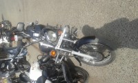 Black Bajaj Avenger 220 DTS-i