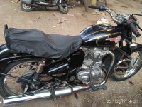 Black Royal Enfield Bullet Standard 350