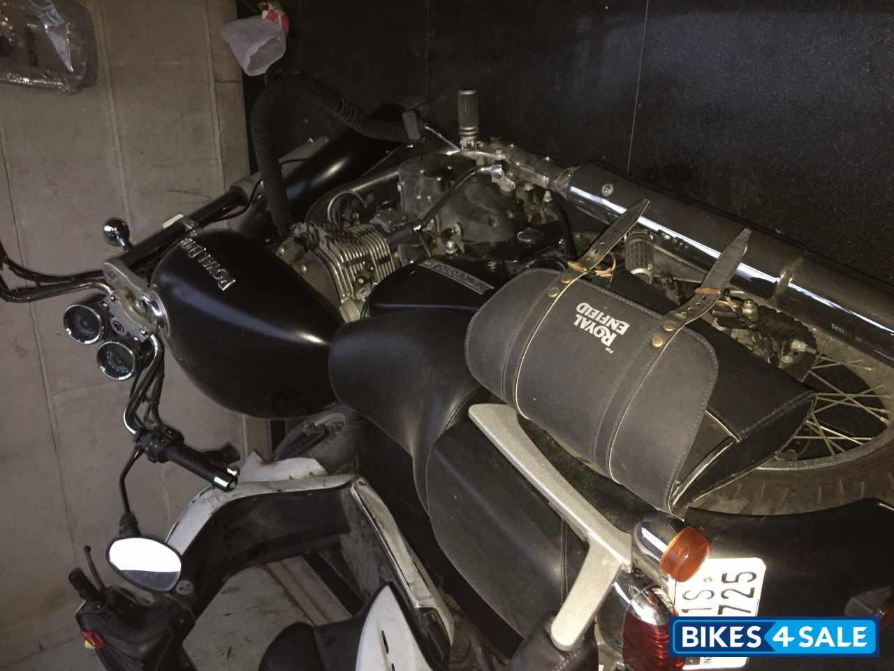 Black Stone Royal Enfield Thunderbird 350