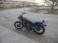 Red Royal Enfield Thunderbird TwinSpark 350