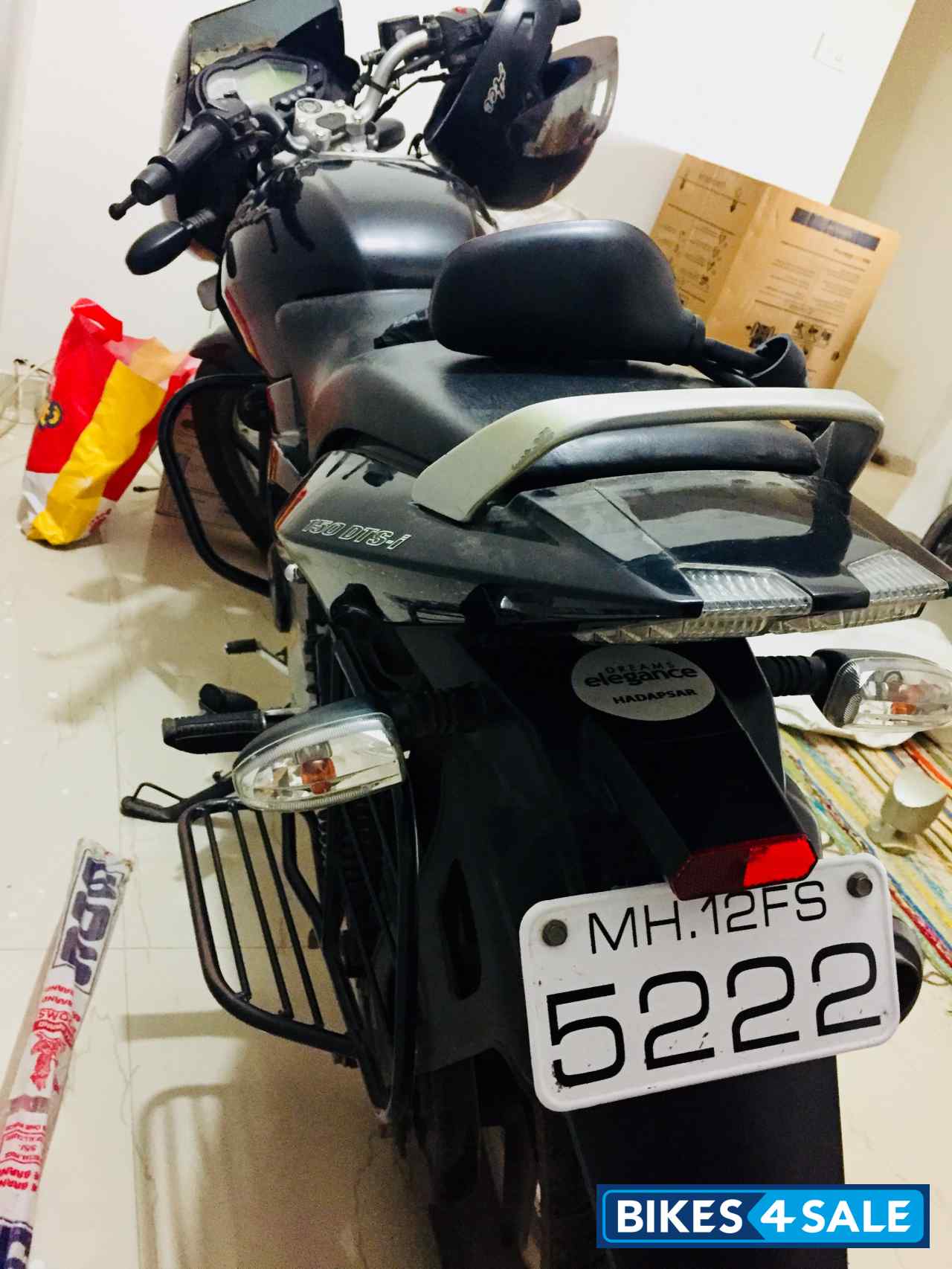 Black Bajaj Pulsar 150 DTSi