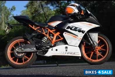 White And Orange KTM RC 390