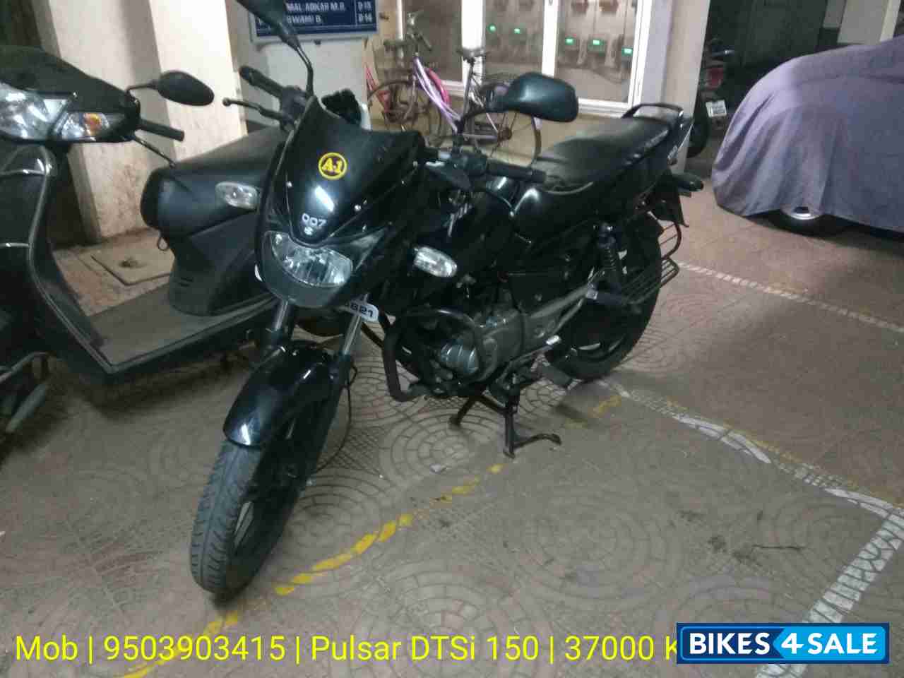 Black Bajaj Pulsar 150 DTSi
