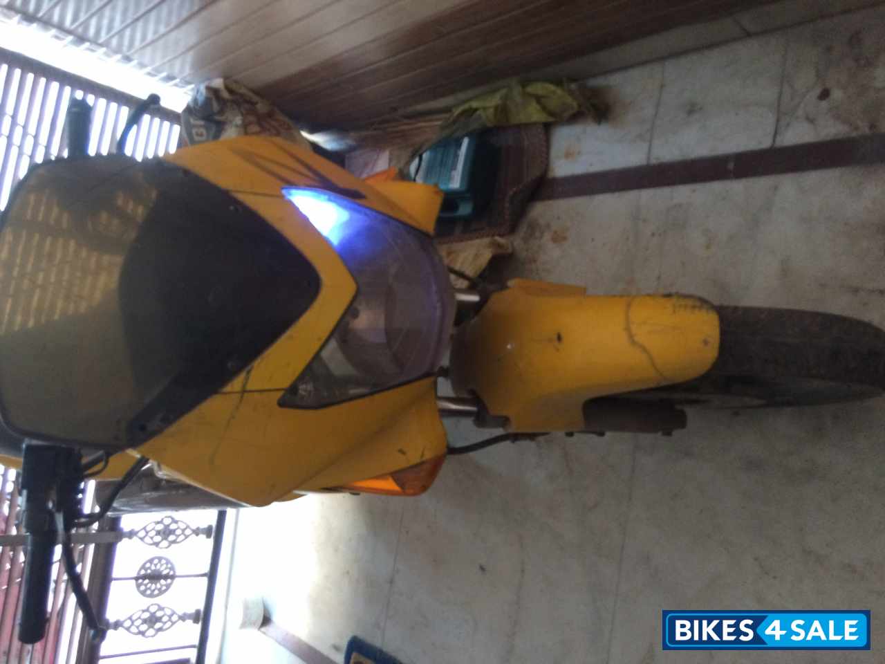 Yellow Hero Karizma Yellow Hero Karizma