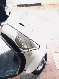 White Suzuki Access 125