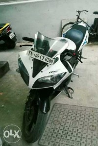 White And Blue Yamaha YZF R15 S