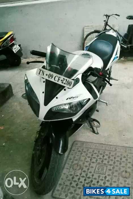 White And Blue Yamaha YZF R15 S