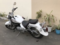 White Hyosung Aquila GV250