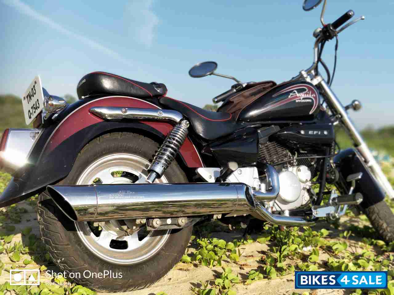 Black Hyosung Aquila GV250