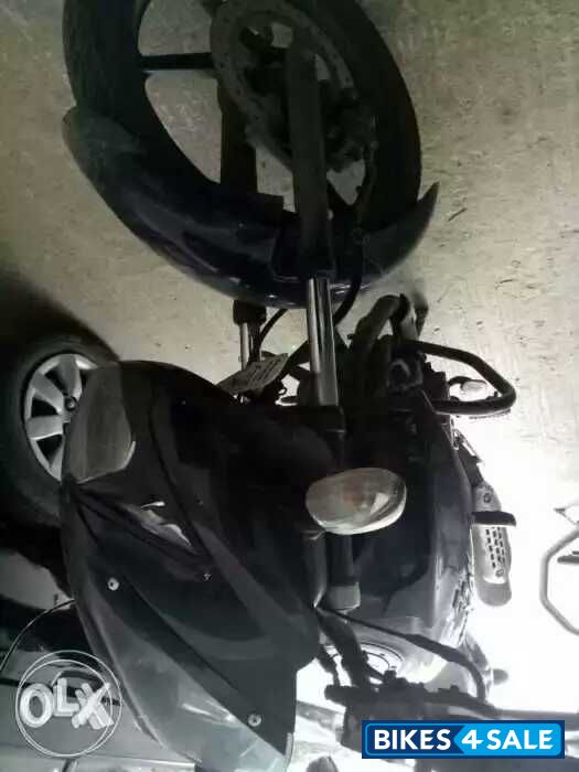 Black Bajaj Pulsar 150 DTSi