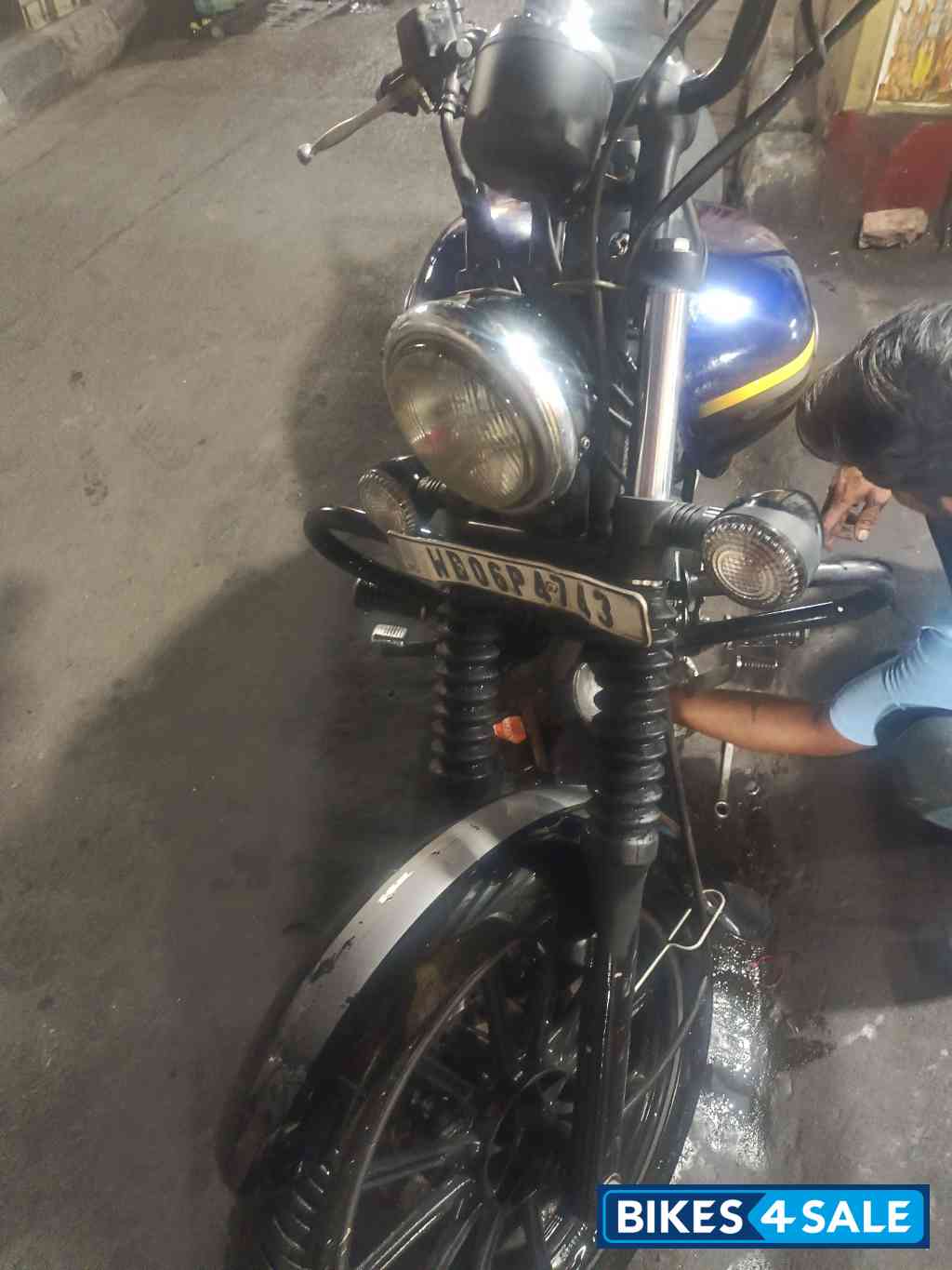 Black Bajaj Pulsar 150 DTSi Black Bajaj Pulsar 150 DTSi