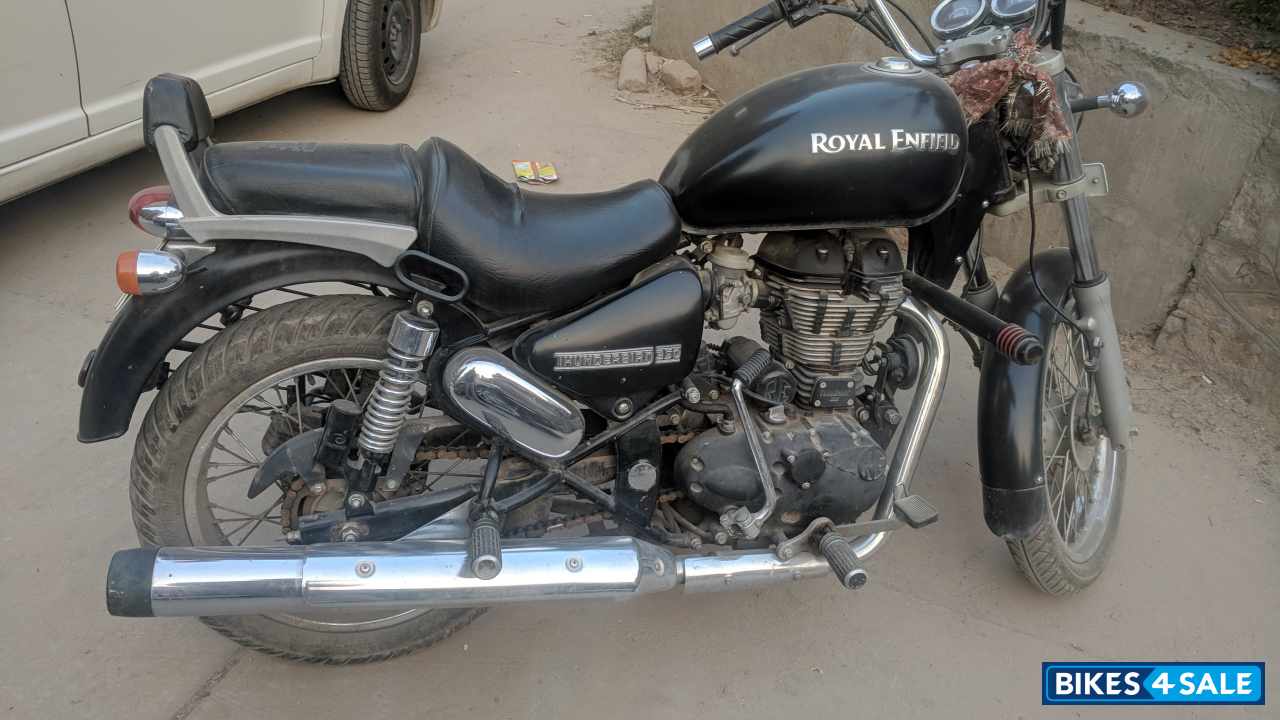 Black Royal Enfield Thunderbird TwinSpark 350