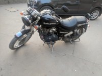 Black Royal Enfield Thunderbird TwinSpark 350