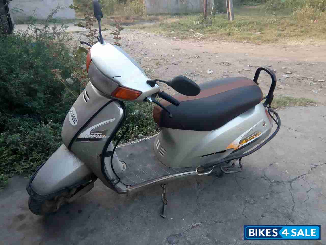 Silver Honda Activa
