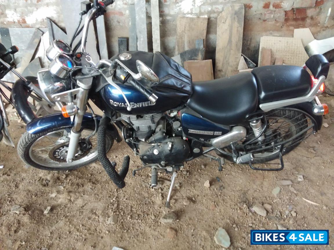 Blue Royal Enfield Thunderbird 350