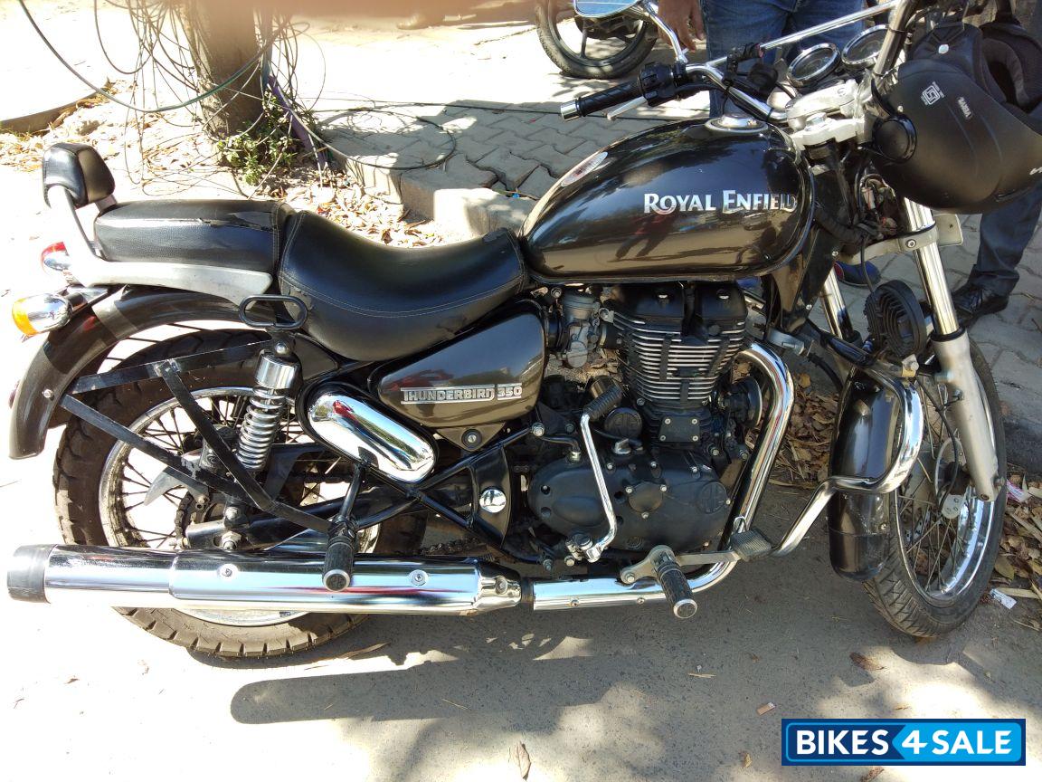 Green Royal Enfield Thunderbird 350