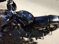 Green Royal Enfield Thunderbird 350