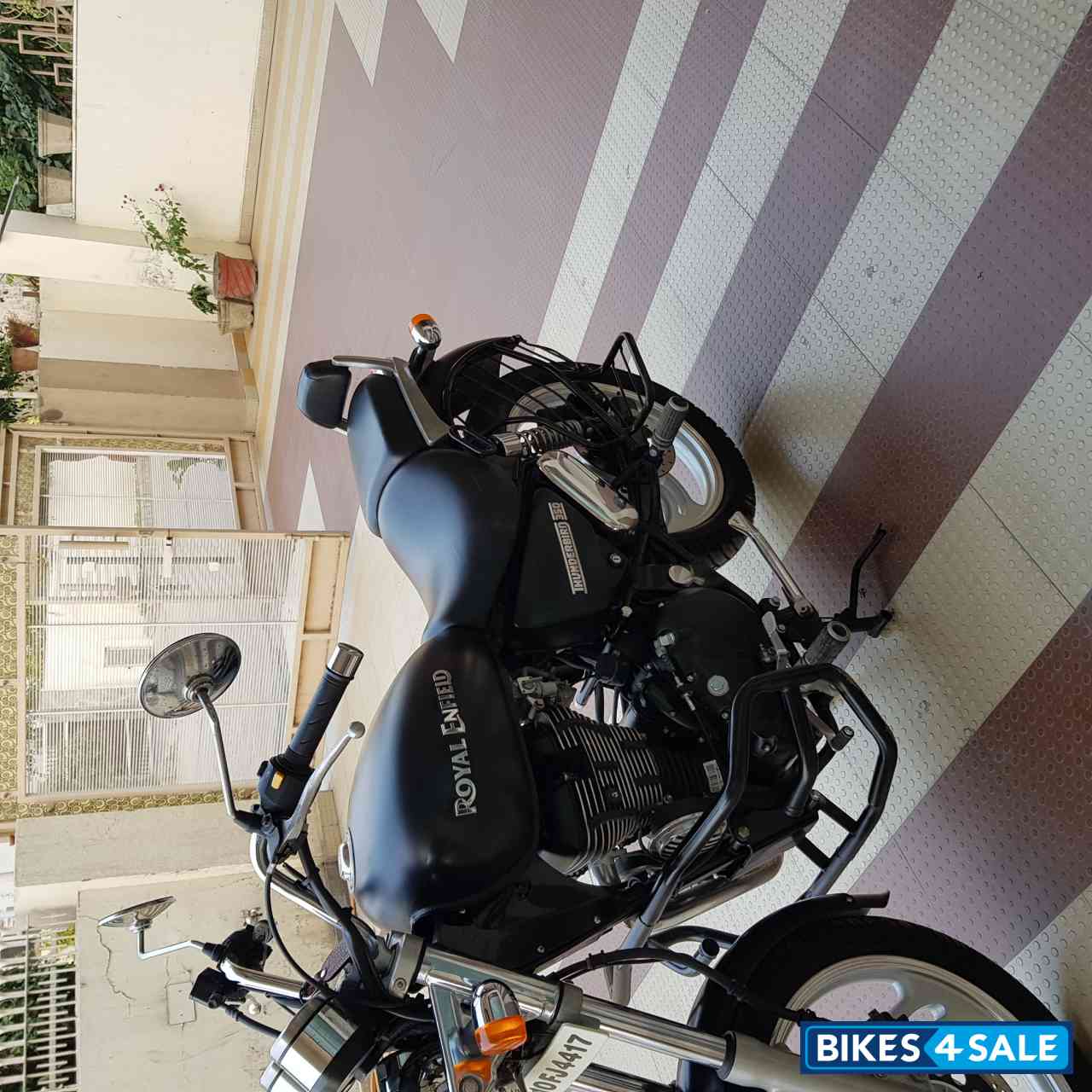 Black Matt Royal Enfield Thunderbird 350