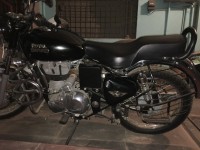 Black Royal Enfield Bullet Electra Twinspark