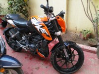 Orange KTM Duke 200