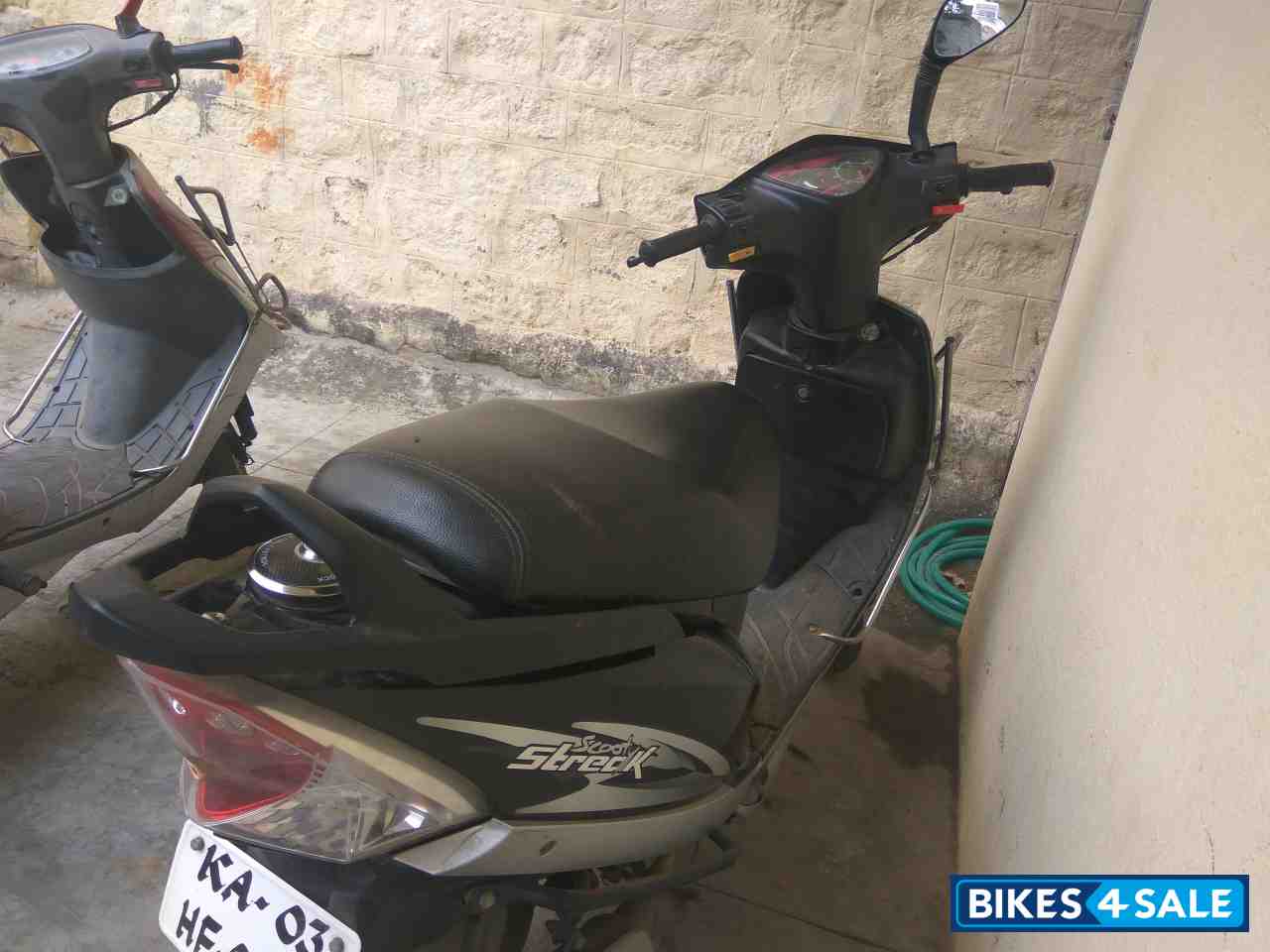 Black TVS Scooty Streak