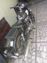 Black Royal Enfield Classic 500