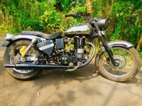 Chrome And Black Royal Enfield Bullet Machismo A350