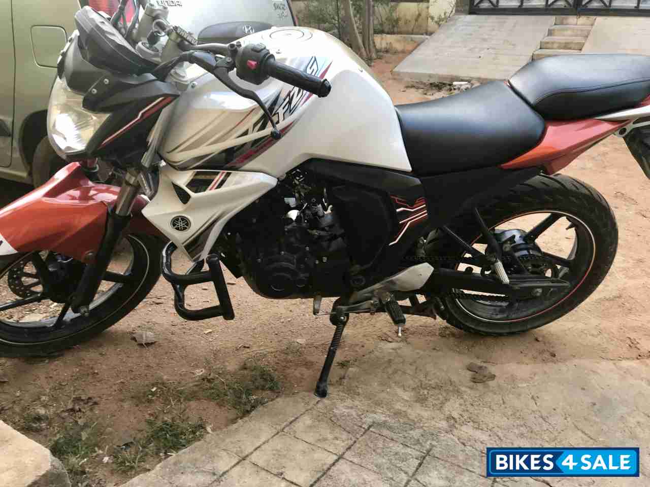 White Orange Yamaha FZ-S FI V2