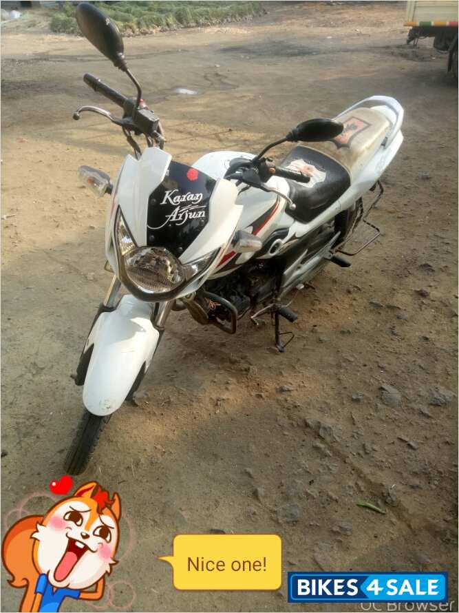 White Suzuki GS 150R