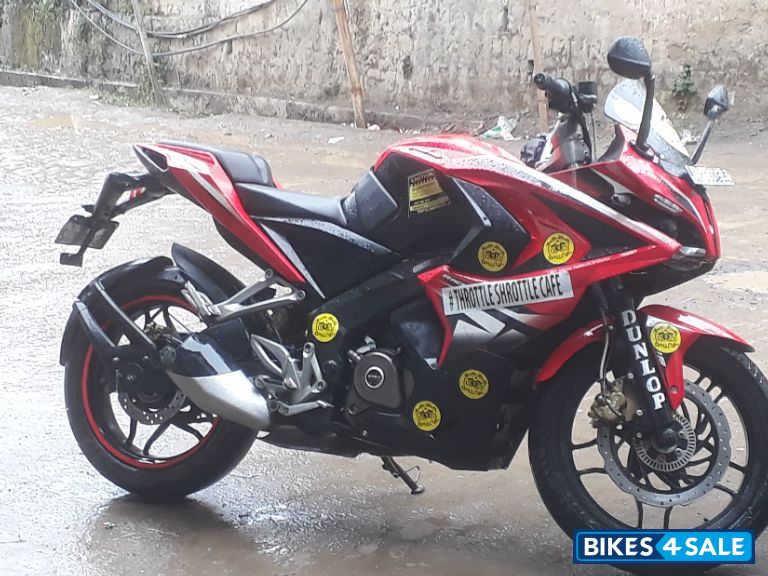 Red Bajaj Pulsar RS 200 ABS