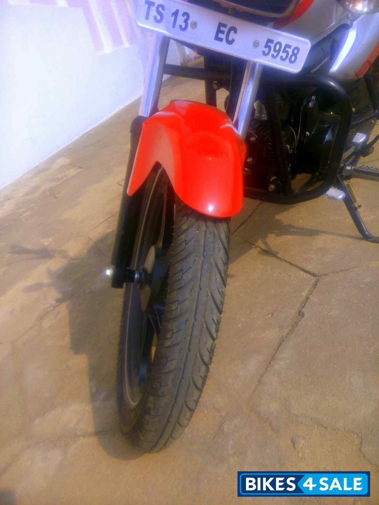 Red & Black Hero Splendor iSmart