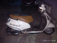 White Suzuki Access 125 Special Edition