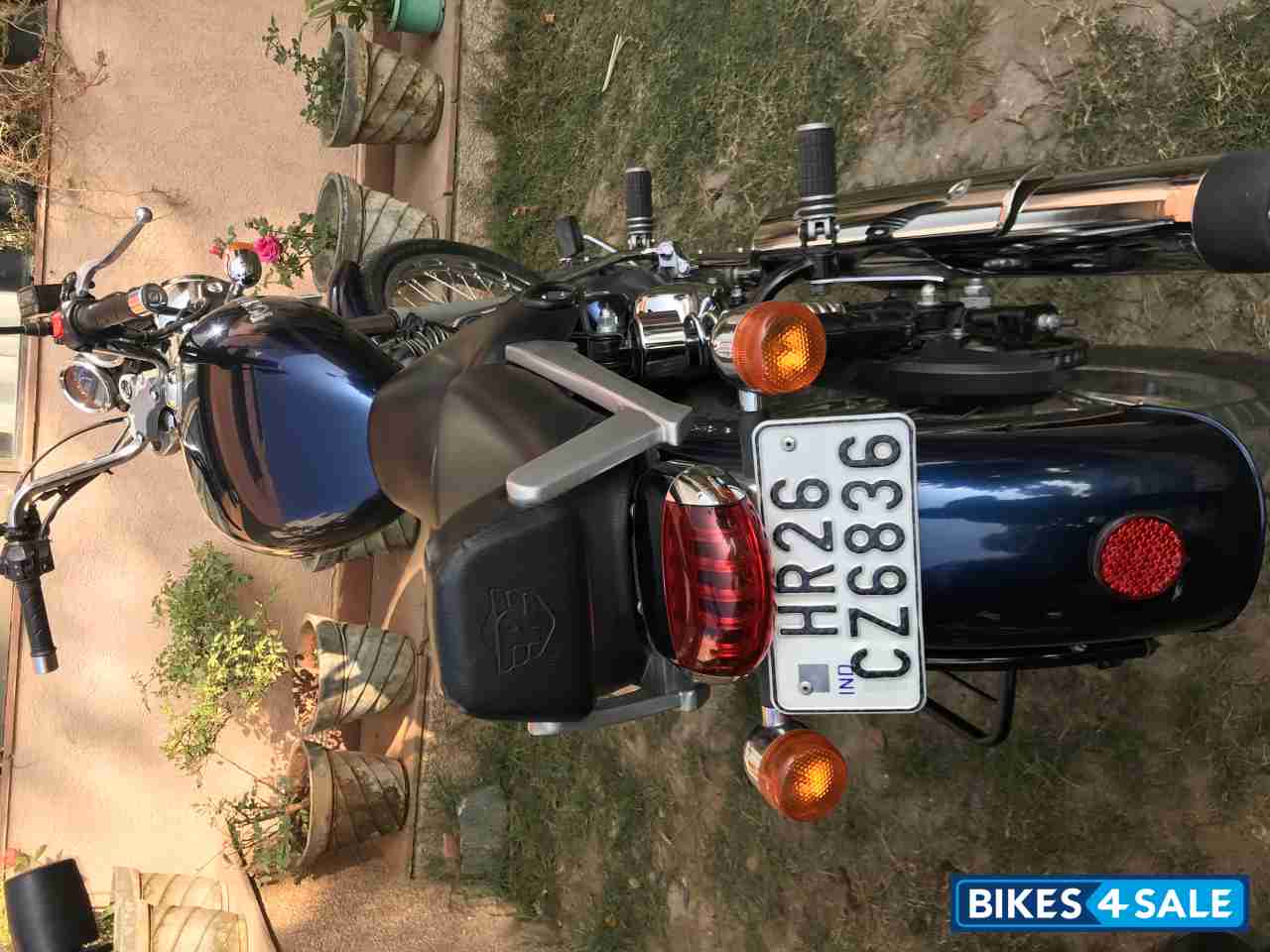 Royal Blue Royal Enfield Thunderbird 350