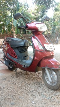 Red Mahindra Duro DZ
