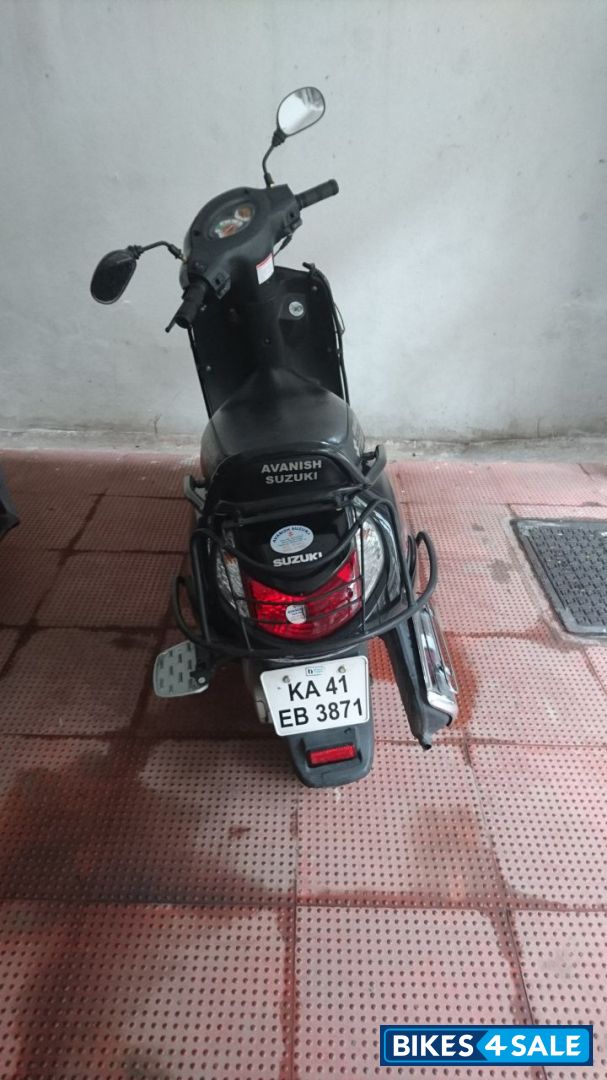 Black Suzuki Access 125
