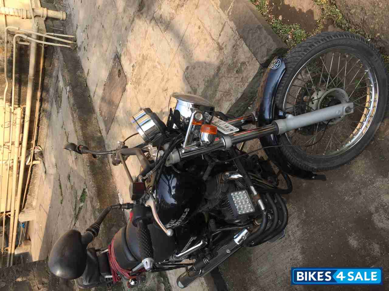 Twilight Royal Enfield Thunderbird 500